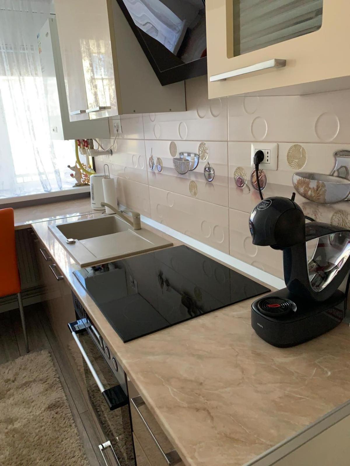 Rose Apartment Piatra Neamt Exterior photo